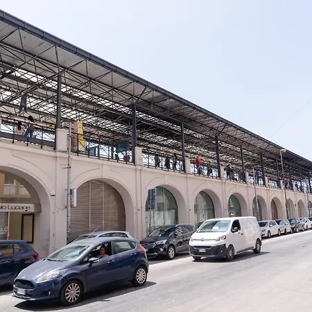 Stazione Centrale Suppa G & C Italia Гостевой дом Бари